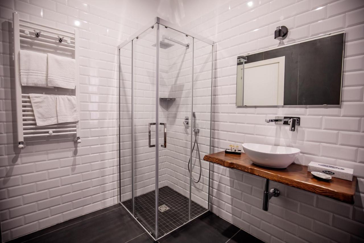 נאפולי Medusa Cilea Guest House מראה חיצוני תמונה