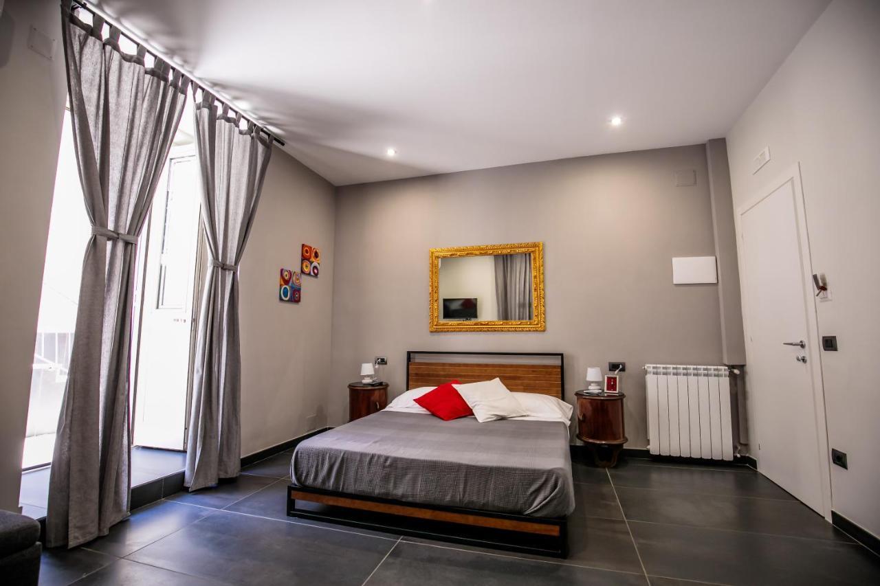 נאפולי Medusa Cilea Guest House מראה חיצוני תמונה