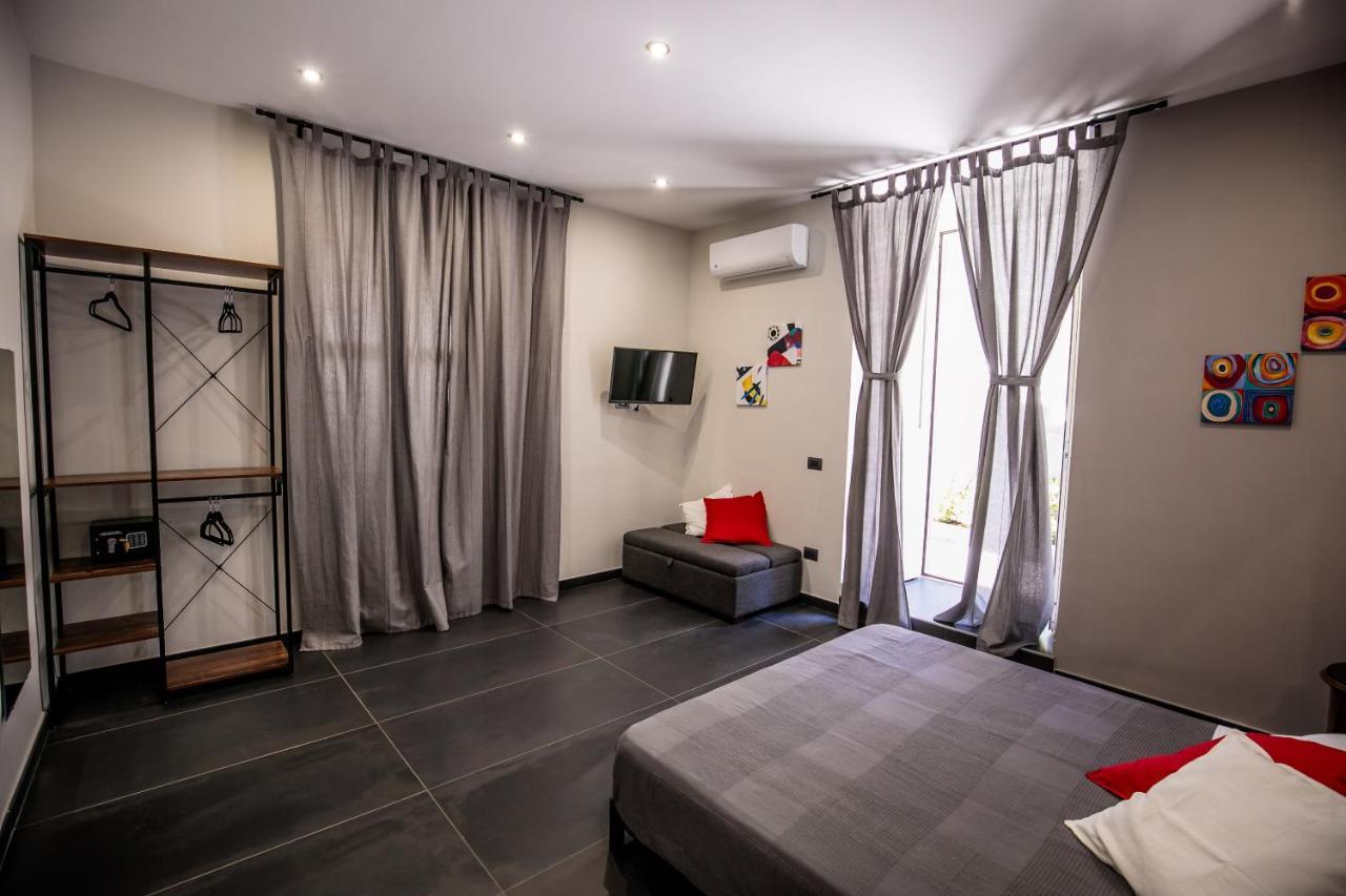 נאפולי Medusa Cilea Guest House מראה חיצוני תמונה