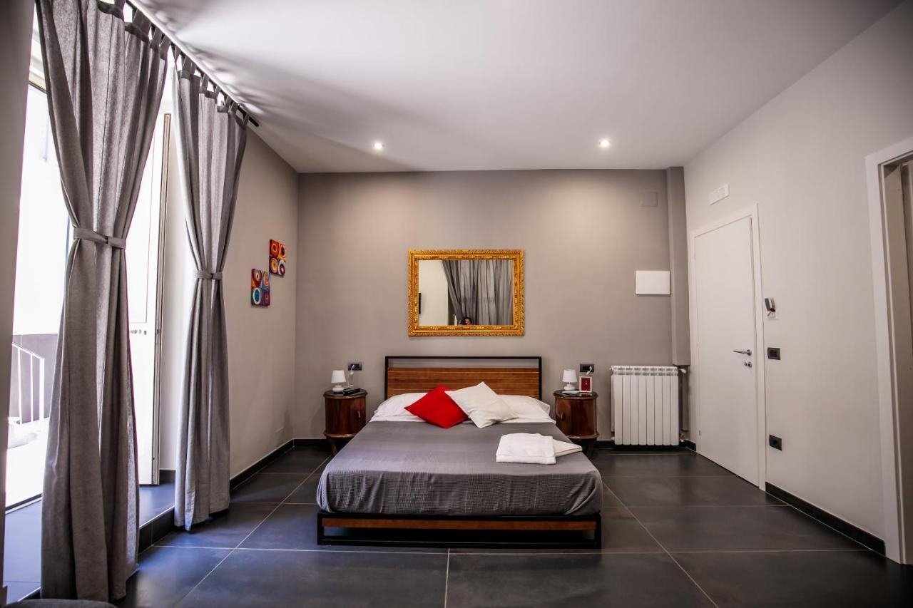 נאפולי Medusa Cilea Guest House מראה חיצוני תמונה