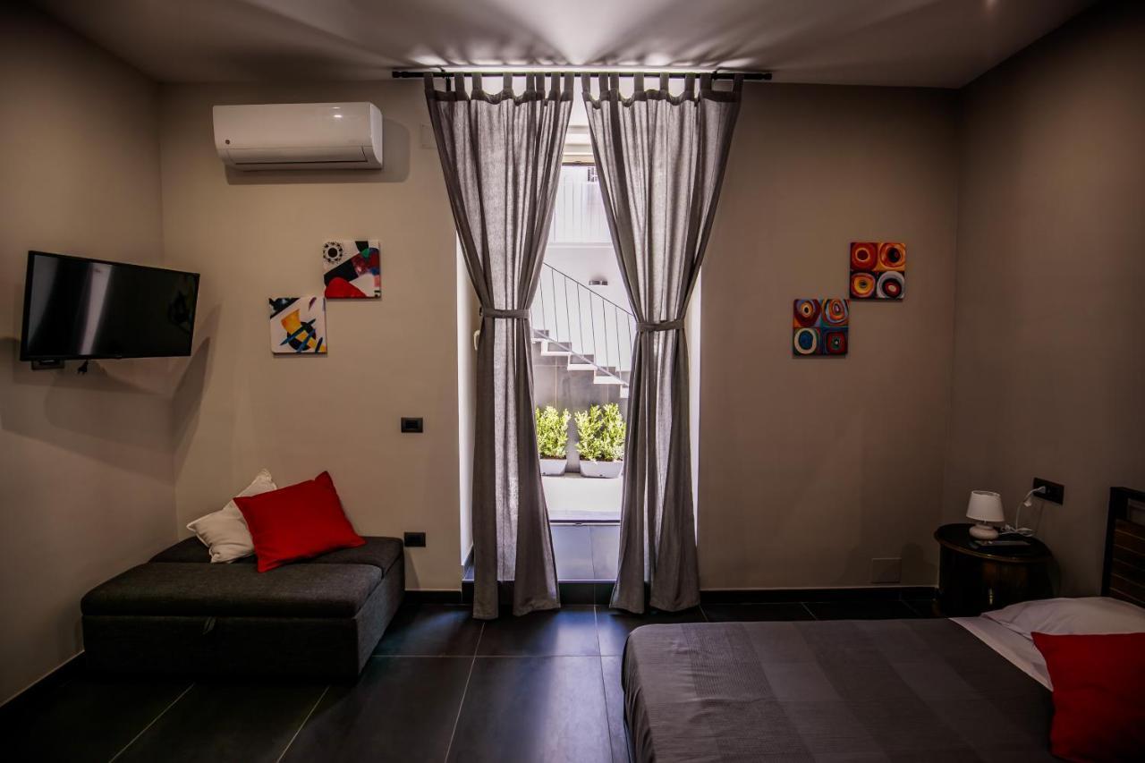 נאפולי Medusa Cilea Guest House מראה חיצוני תמונה