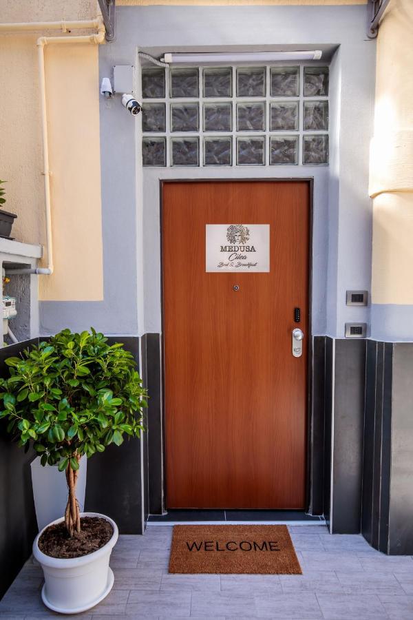 נאפולי Medusa Cilea Guest House מראה חיצוני תמונה